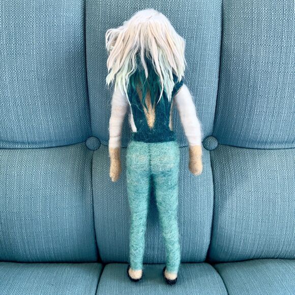 Wool Felted Doll OOAK Trendy Old Woman Poseable Handmade Needlework Art Piece - Picture 5 of 16